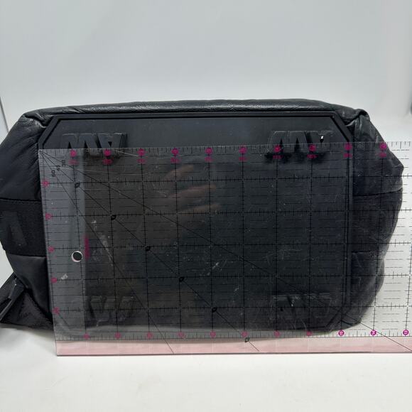 Alexander Wang x H&M Black Leather Drawstring Shoulder Bucket Bag Womens Unisex - Picture 8 of 9